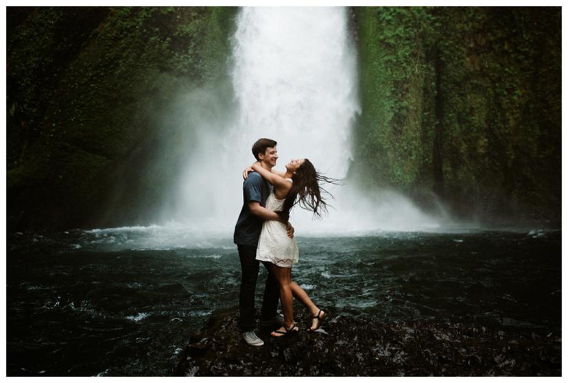 Miriam and Thomas | Portland Engagement Photographer