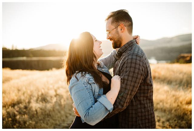 Lauren and Andrew | Columbia Gorge Proposal · Katy Weaver Photography