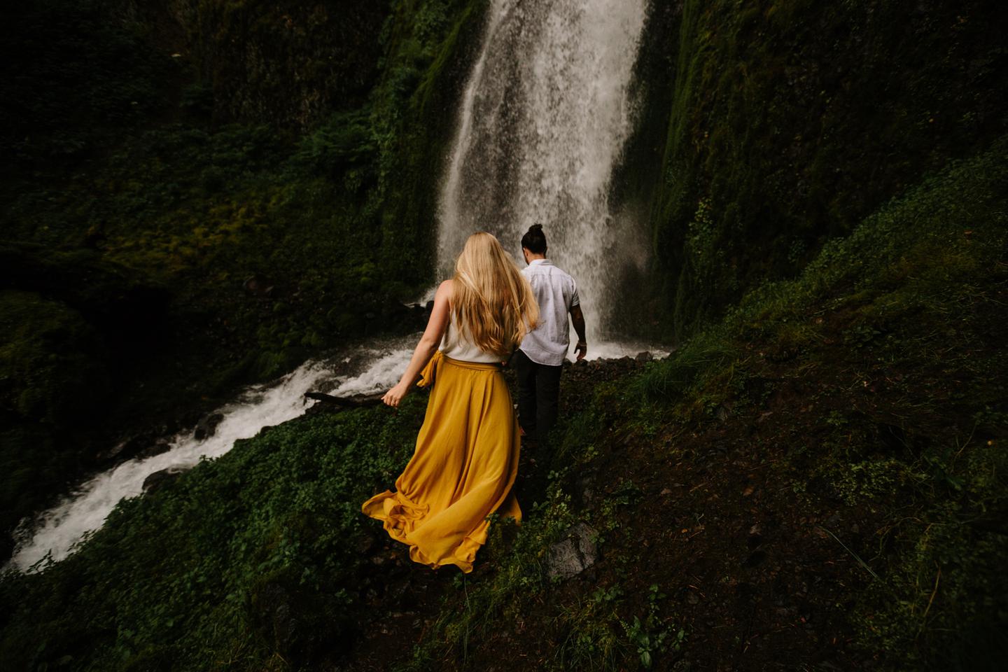 Columbia River Gorge Engagement Photos | Ashton and Jake