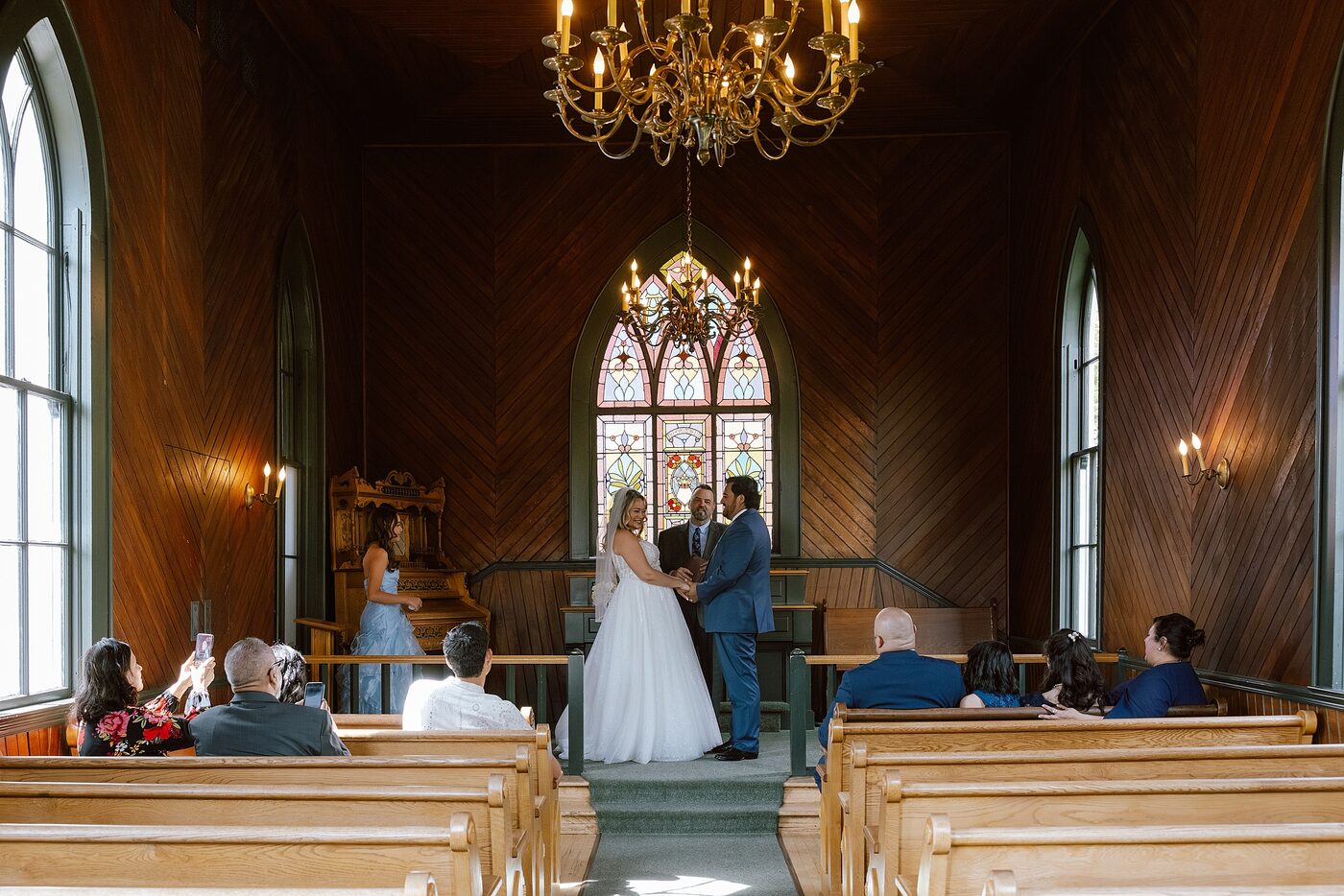 Oaks Pioneer Church Wedding Guide