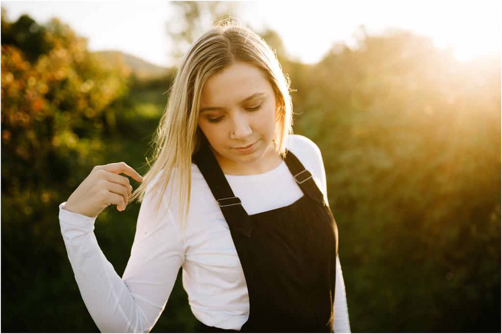 Portland Senior Photos on Sauvie Island