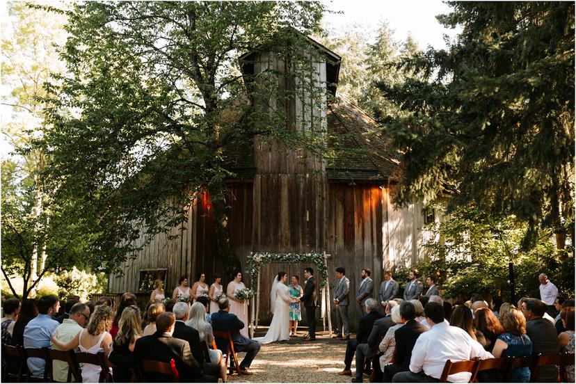 McMenamins Cornelius Pass Roadhouse Wedding in the Octagonal Barn | Samantha and Kevin