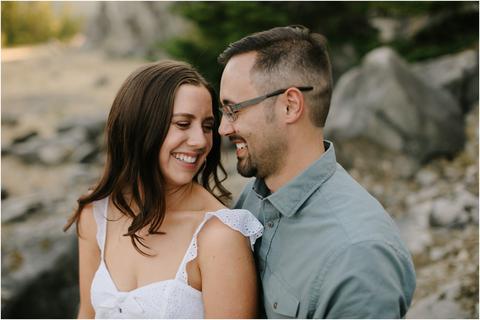 Government Cove Anniversary Photos in the Columbia River Gorge · Katy ...