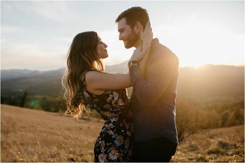 In home Corvallis Engagement Photos with cats · Katy Weaver Photography