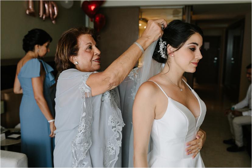 01-Getting-Ready-Cancun-Wedding-Photos-190