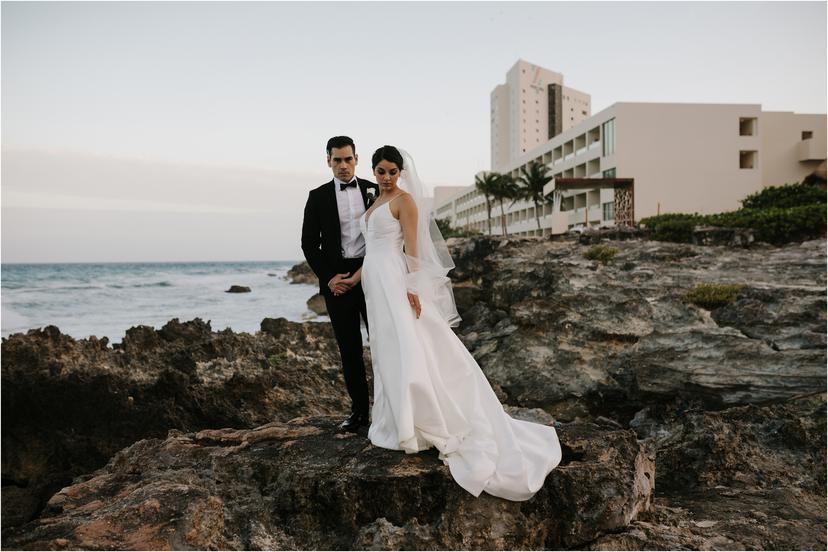 05-Bride-and-Groom-at-Hyatt-Ziva-Cancun-60