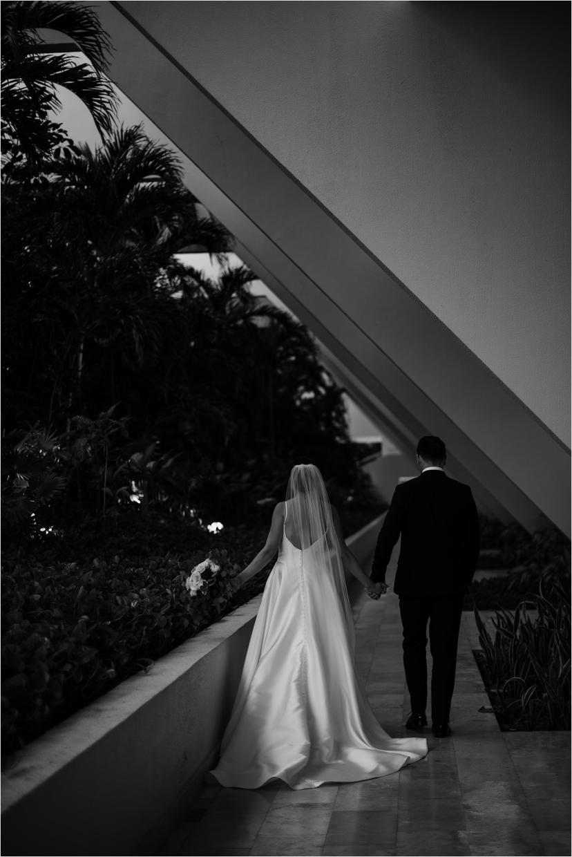 05-Bride-and-Groom-at-Hyatt-Ziva-Cancun-86