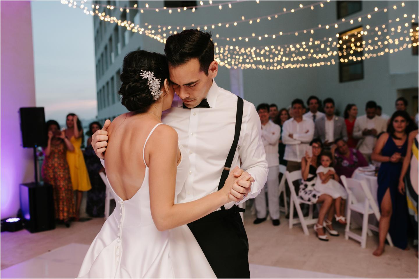 06-Entrance-First-Dance-Hyatt-Ziva-Reception-77