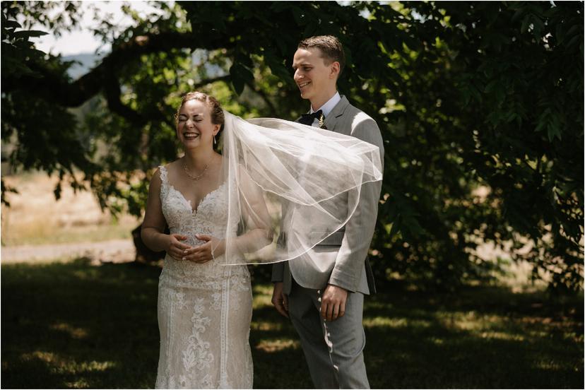 2-tin-roof-barn-wedding-2148