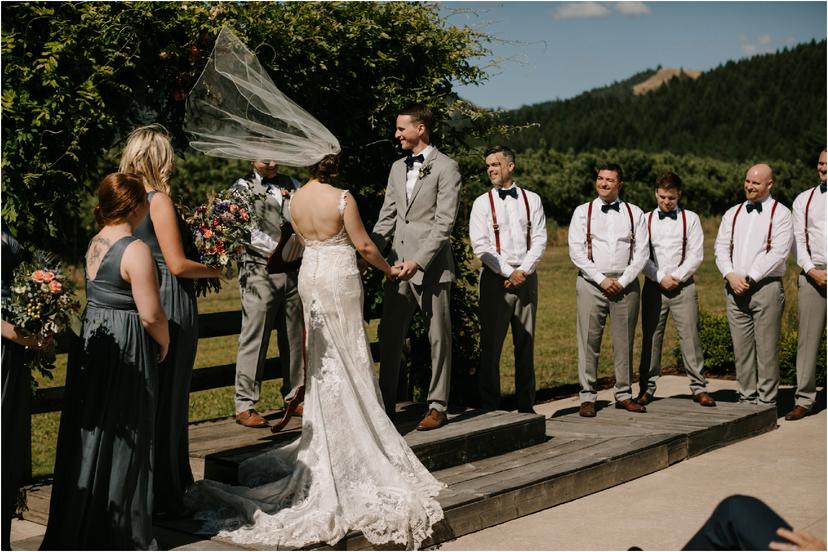 2-tin-roof-barn-wedding-3830