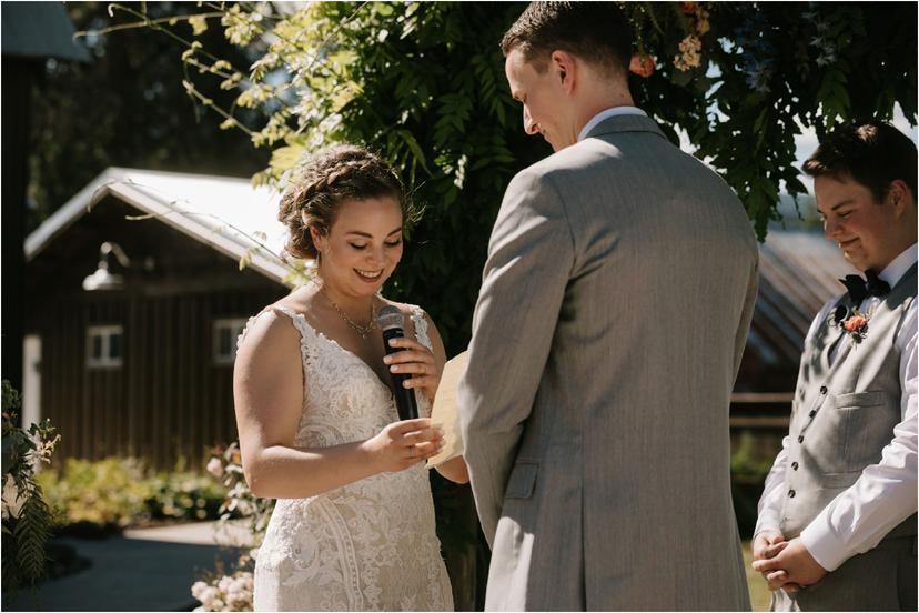 2-tin-roof-barn-wedding-4075