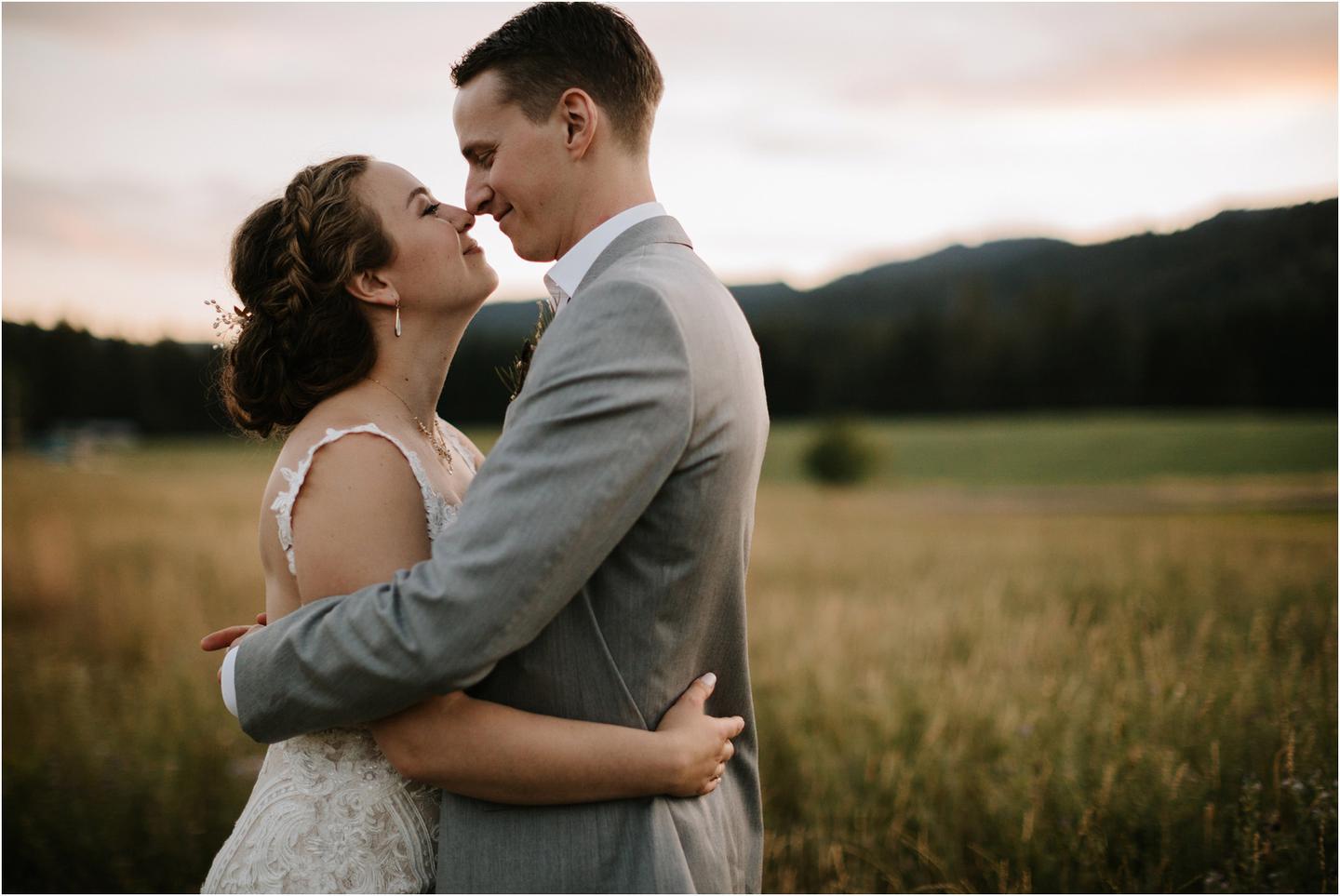 2-tin-roof-barn-wedding-6979