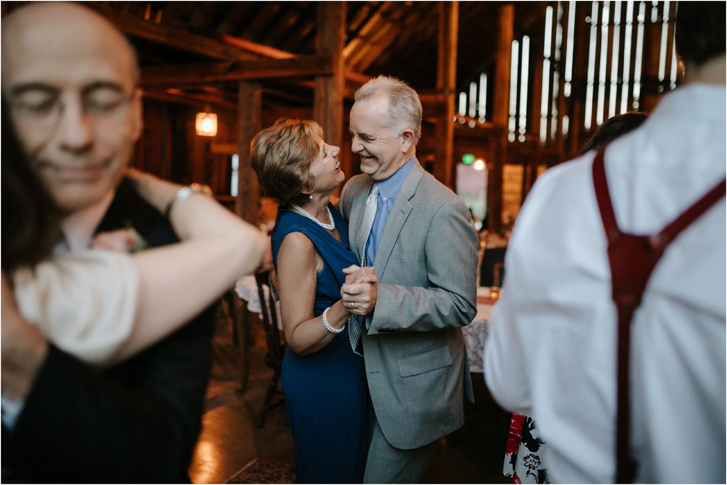 2-tin-roof-barn-wedding-7061