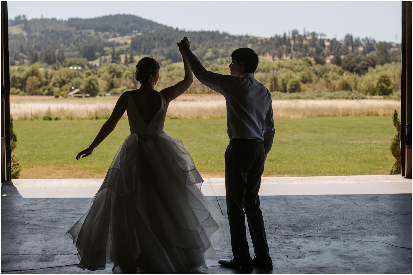 water-oasis-wedding-2420