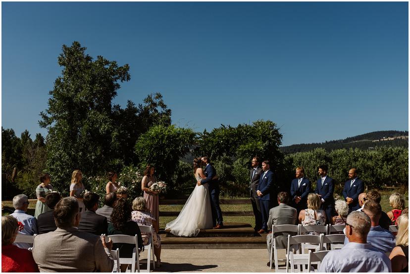 tin-roof-barn-wedding-stdr-1547