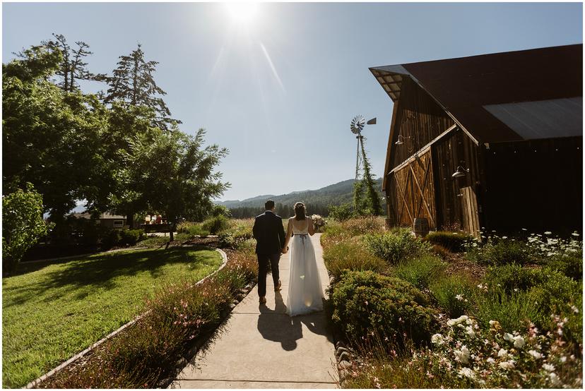 tin-roof-barn-wedding-stdr-1565