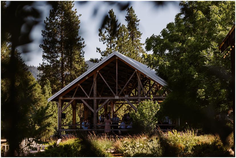 tin-roof-barn-wedding-stdr-1645