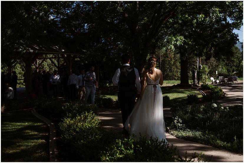 tin-roof-barn-wedding-stdr-1647