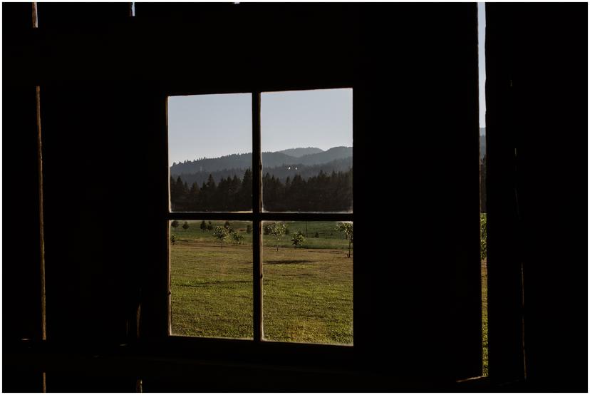 tin-roof-barn-wedding-stdr-1813