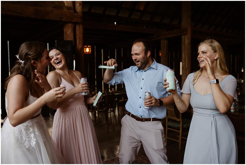 tin-roof-barn-wedding-stdr-2080