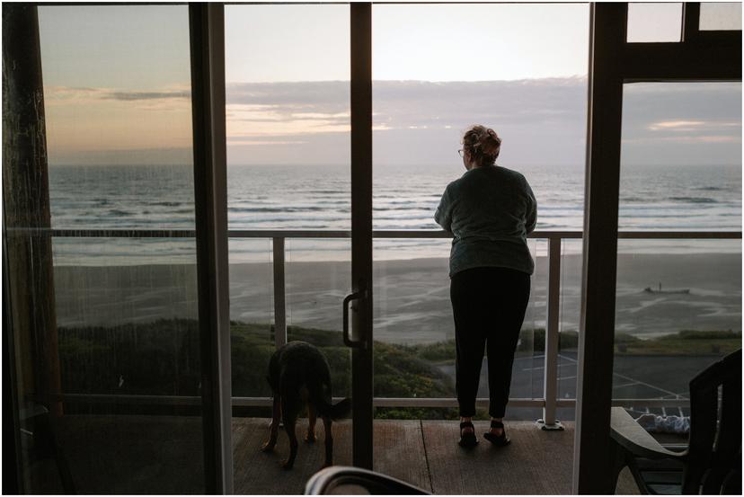 devils-punchbowl-elopement-newport-oregon-0013