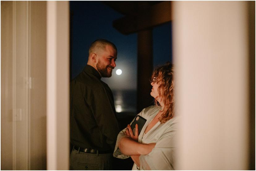 devils-punchbowl-elopement-newport-oregon-0212