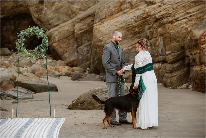 devils-punchbowl-elopement-newport-oregon-0415