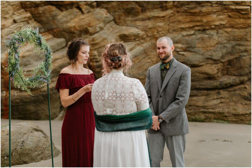 devils-punchbowl-elopement-newport-oregon-0459