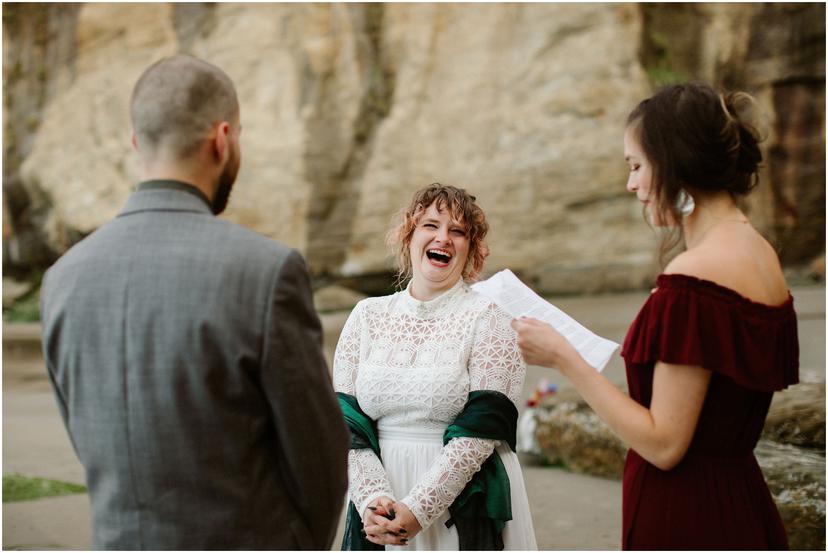 devils-punchbowl-elopement-newport-oregon-0466