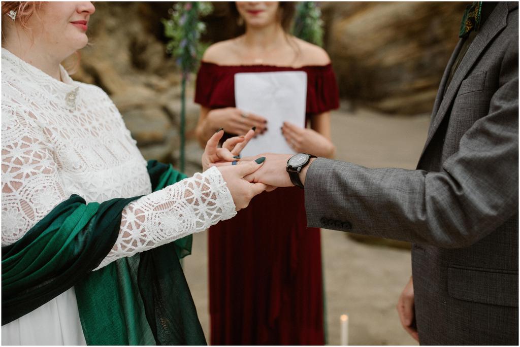 devils-punchbowl-elopement-newport-oregon-0639