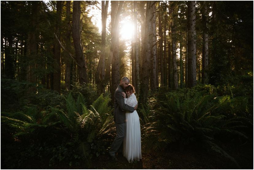 devils-punchbowl-elopement-newport-oregon-1543