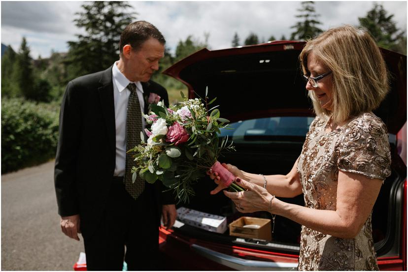 government-cove-elopement-columbia-river-gorge-wedding_0104