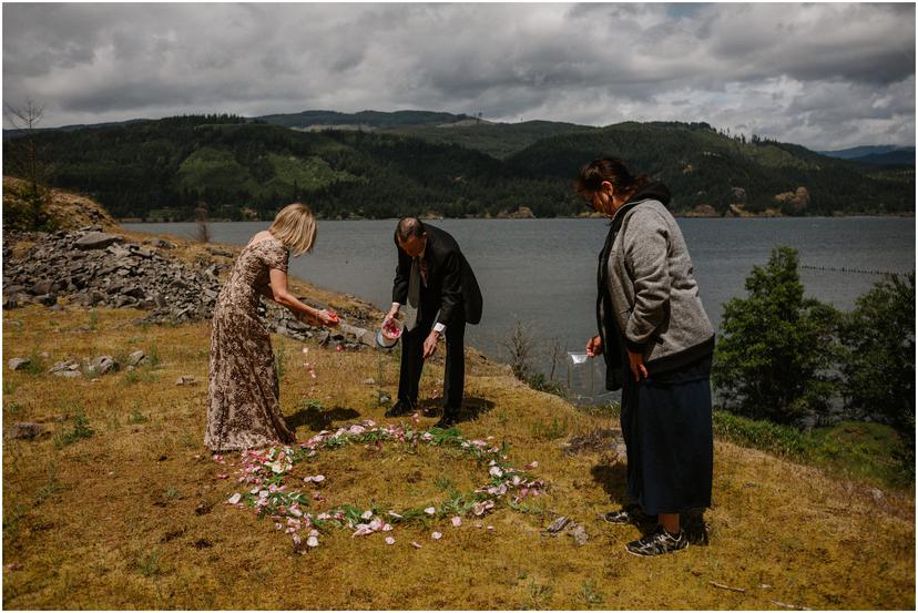 government-cove-elopement-columbia-river-gorge-wedding_0107