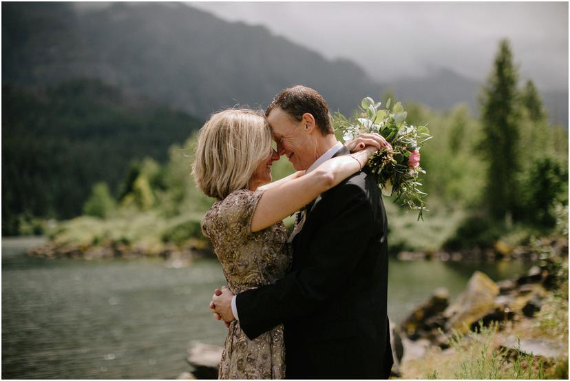 government-cove-elopement-columbia-river-gorge-wedding_0161