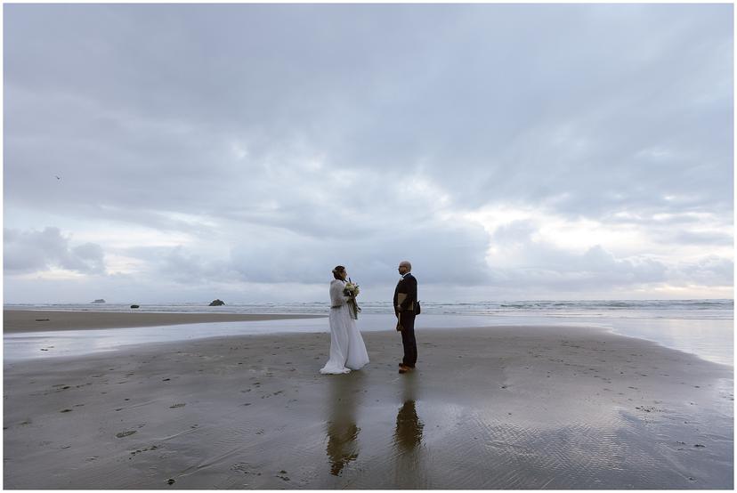 hug-point-elopement-lj-1061