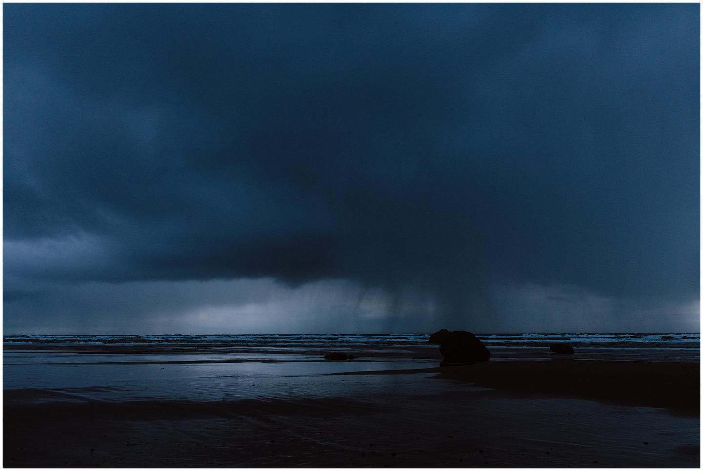 hug-point-elopement-lj-1101