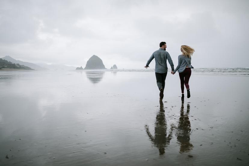 Haystack-Rock-Cannon-Beach-Engagement-Photos