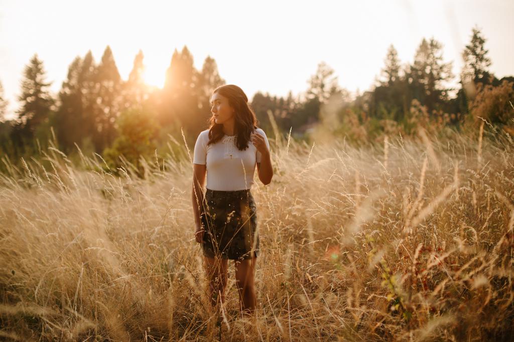 Cooper-Mountain-Nature-Park-Senior-Photos