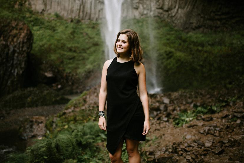 Latourell-Falls-Senior-Photos-Portland