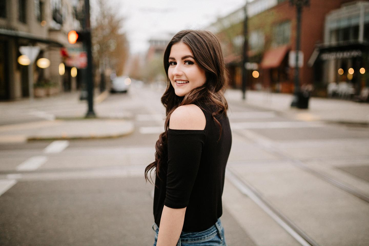 Pearl-District-Portland-Senior-Photos