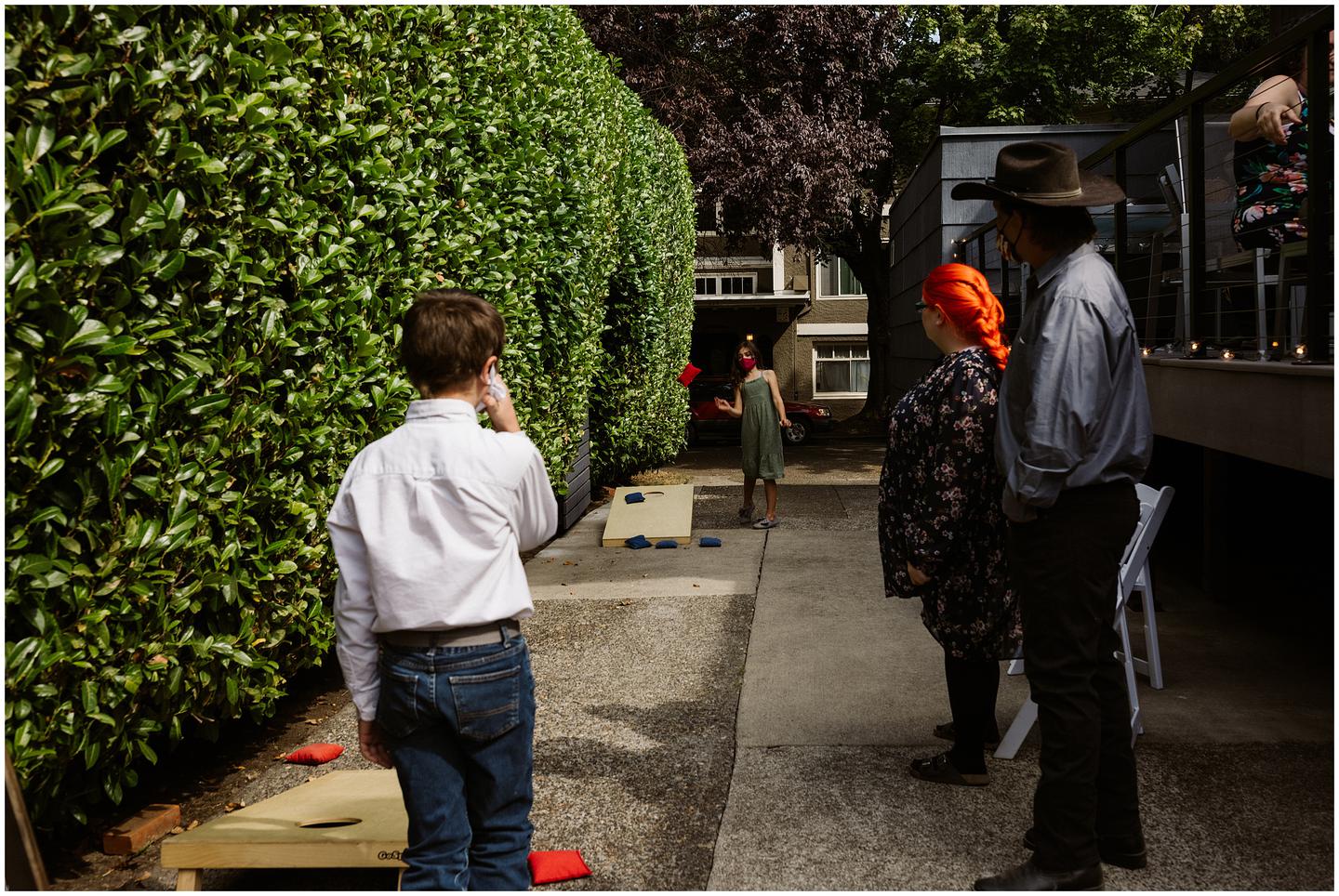 redwood-deck-wedding-hoyt-arboretum_0213