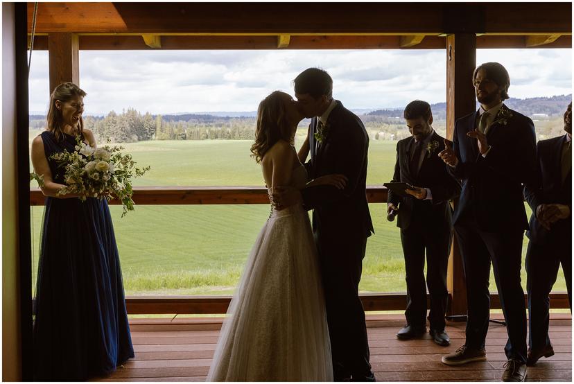 scholls-valley-lodge-wedding_5571