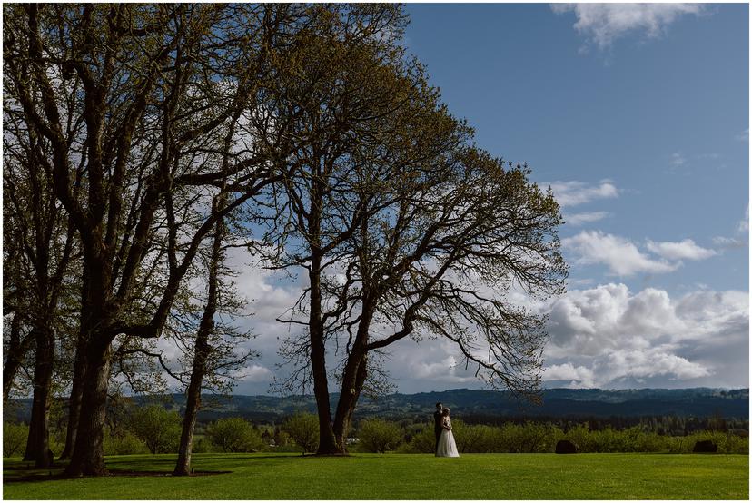 scholls-valley-lodge-wedding_5593