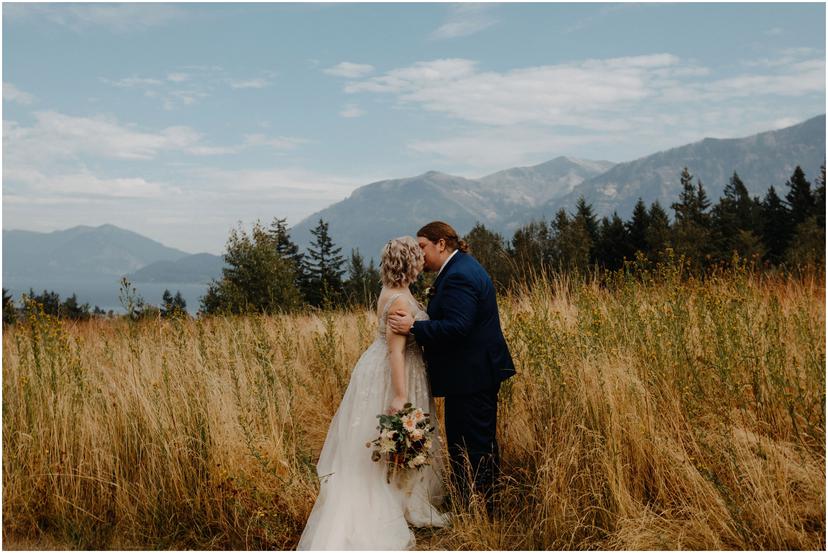 Skamania Stone House Elopement · Katy Weaver Photography