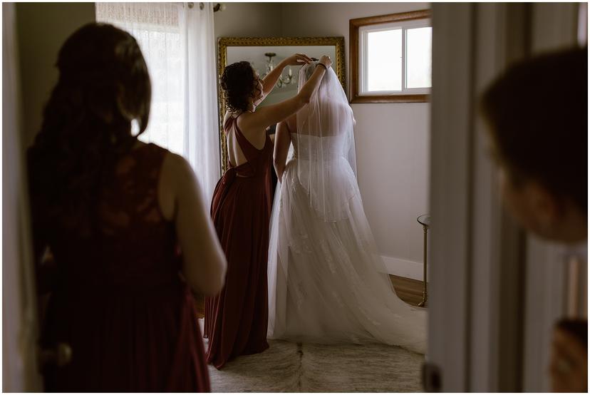 tin-roof-barn-wedding-rb_5923