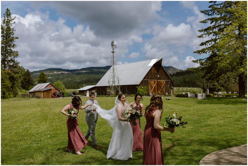 tin-roof-barn-wedding-rb_5928