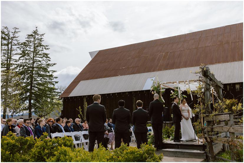 tin-roof-barn-wedding-rb_5965