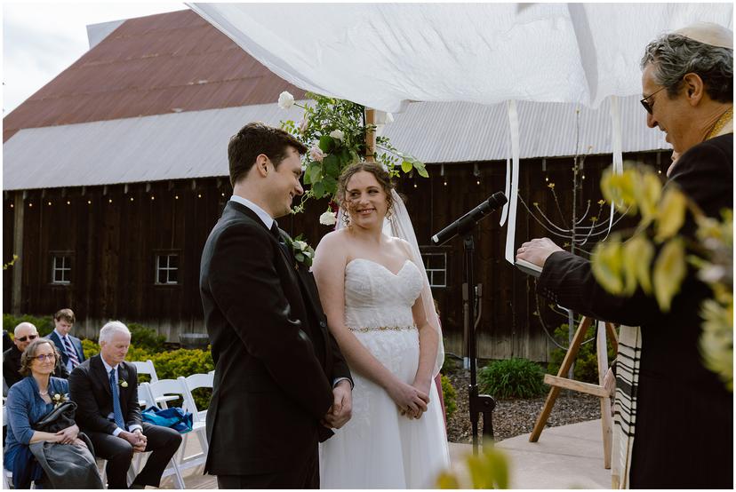 tin-roof-barn-wedding-rb_5966