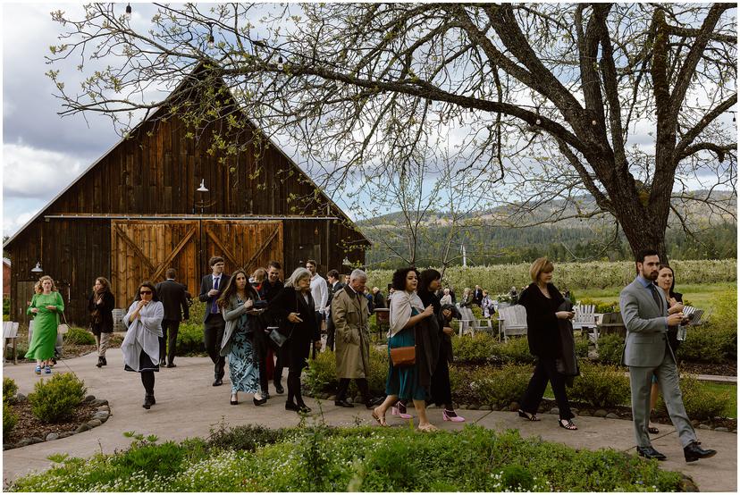 tin-roof-barn-wedding-rb_5976