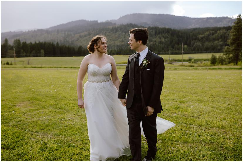 tin-roof-barn-wedding-rb_5986